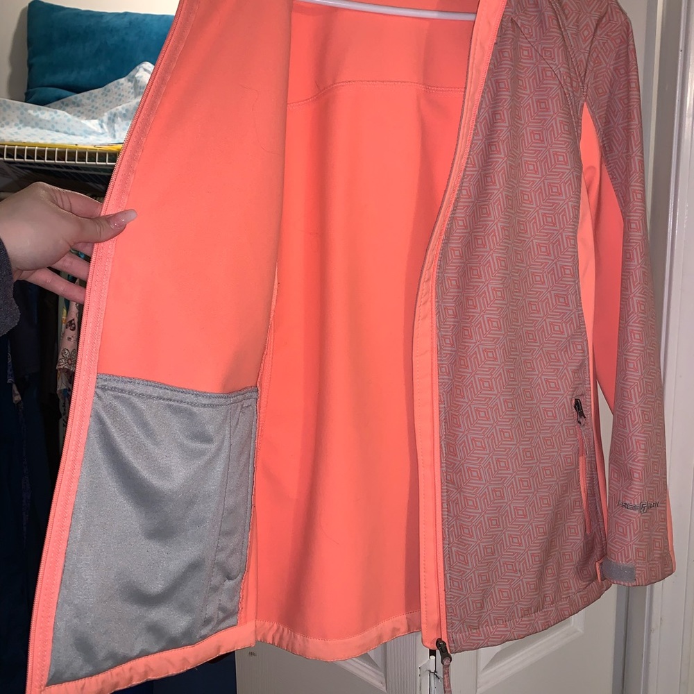 Free Tech Jacket - Picture 9 of 11